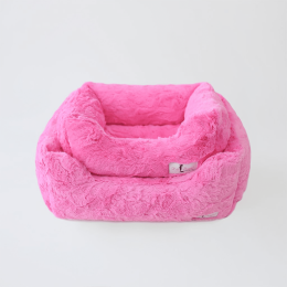 Bella Dog Bed (Color: Fuchsia, Size: Small)